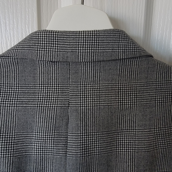 Tommy Hilfiger Plaid Suit Mens 42R Double Vent Jacket 39W X 29L Flat Front Pants - Picture 4 of 16